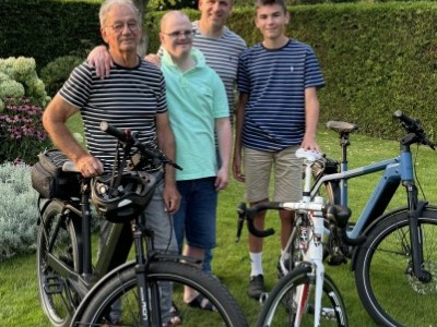 3 generaties fietsen samen voor Pieter en zijn medebewoners van Bindkracht!
