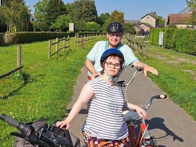 Maxine en co op de trappers voor Bindkracht!